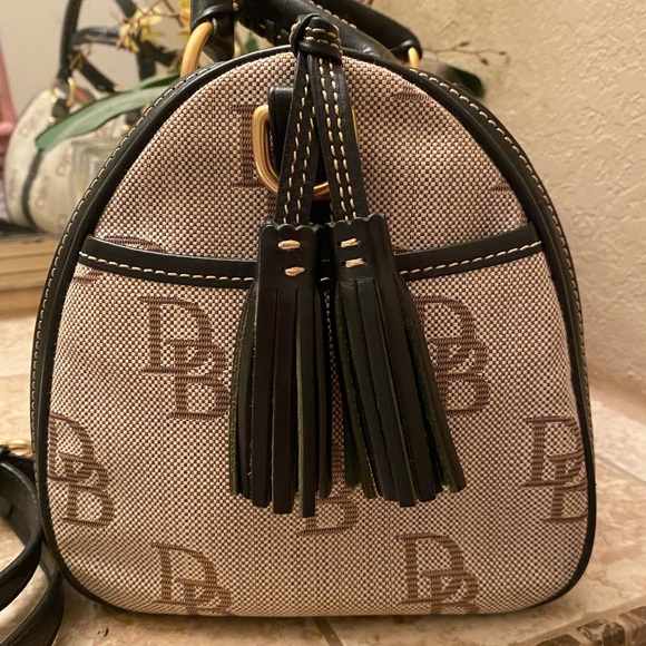 Dooney & Bourke Jacquard Barrel Bag - Picture 3 of 13